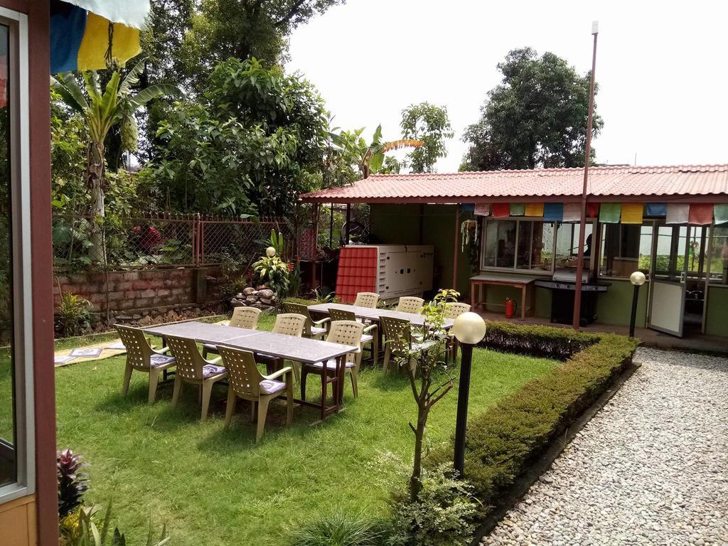 Hotel Milarepa Pvt Ltd Pokhara Eksteriør bilde
